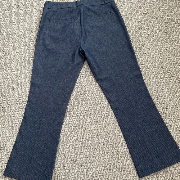 BANANA REPUBLIC FLARED CROP PANT - Sz. 4 - Picture 2 of 5